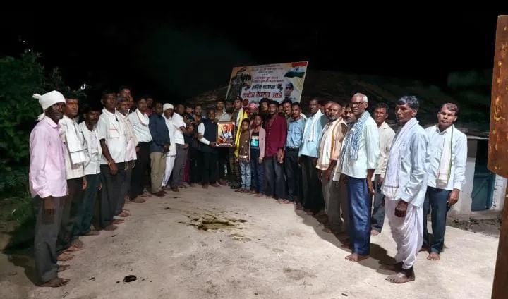 सेवानिवृत्त भारतीय सैनिक मनोज आडे यांची ग्रामस्थांकडून सत्कार